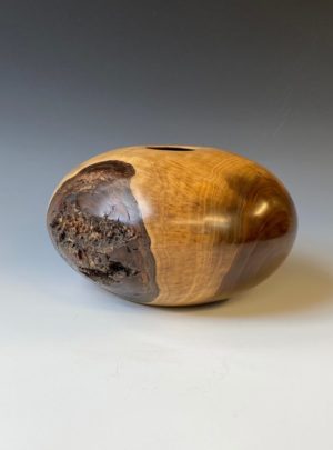 Walnut Hollow Form